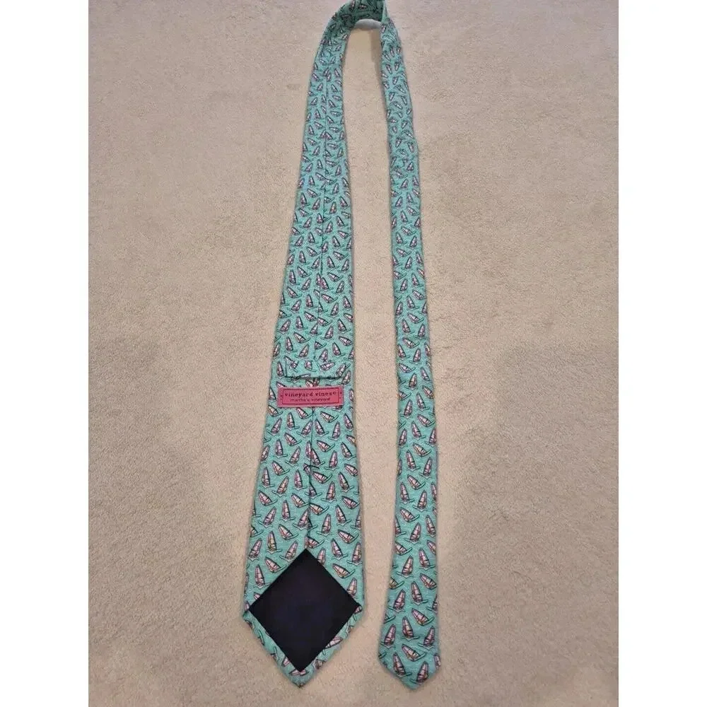 Vineyard vines Men's Wind Surfer Silk Necktie Neck Tie for shirt Green Blue